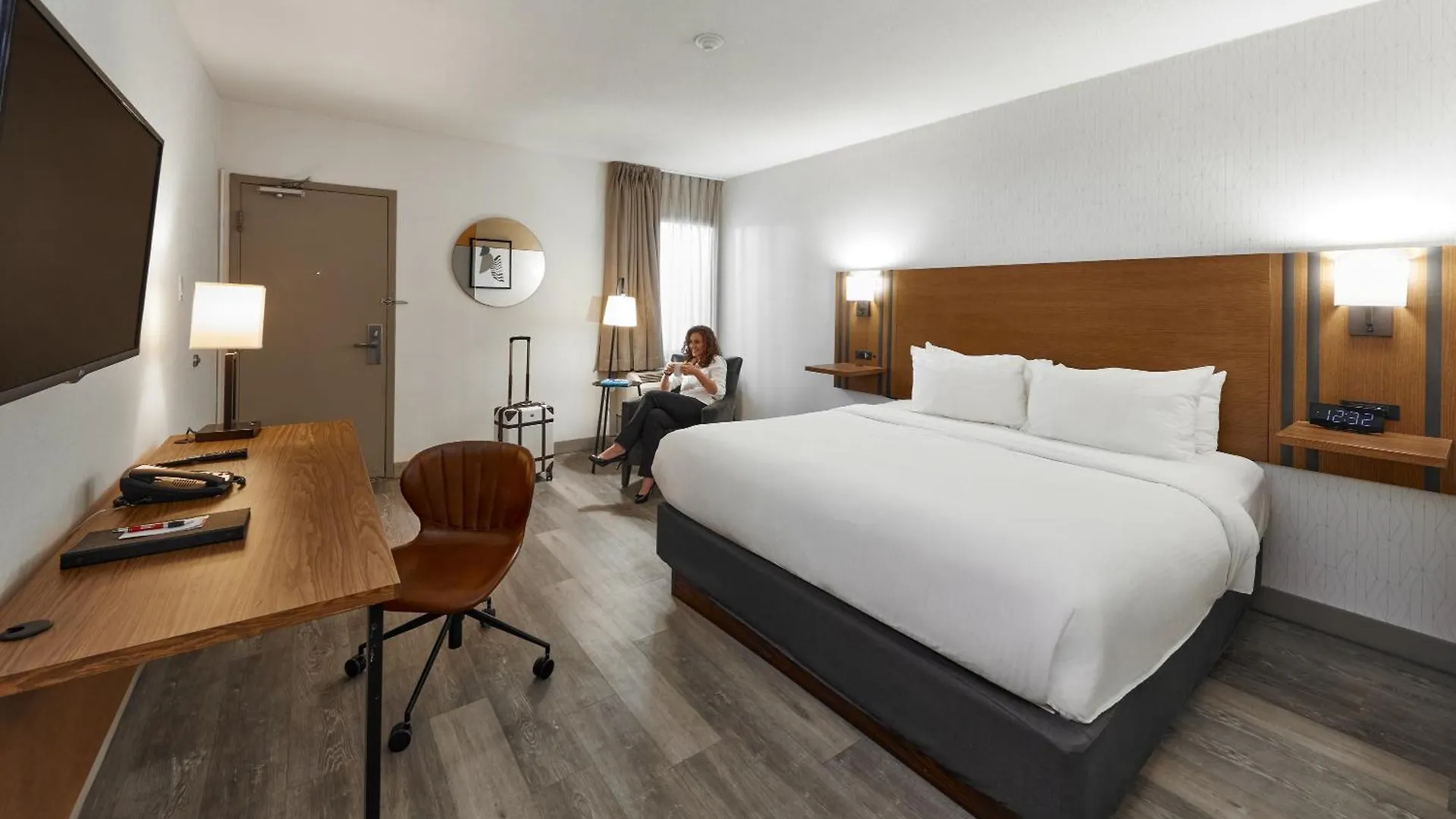 Canadas Best Value Inn Торонто